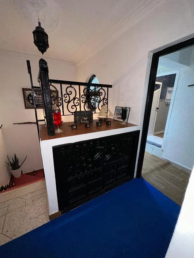 بيت شباب نزل أغاديرفي Dinosaur Anza Surf House المغرب